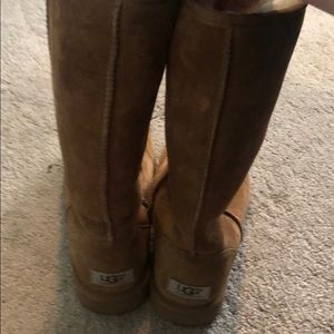 Uggs size 8